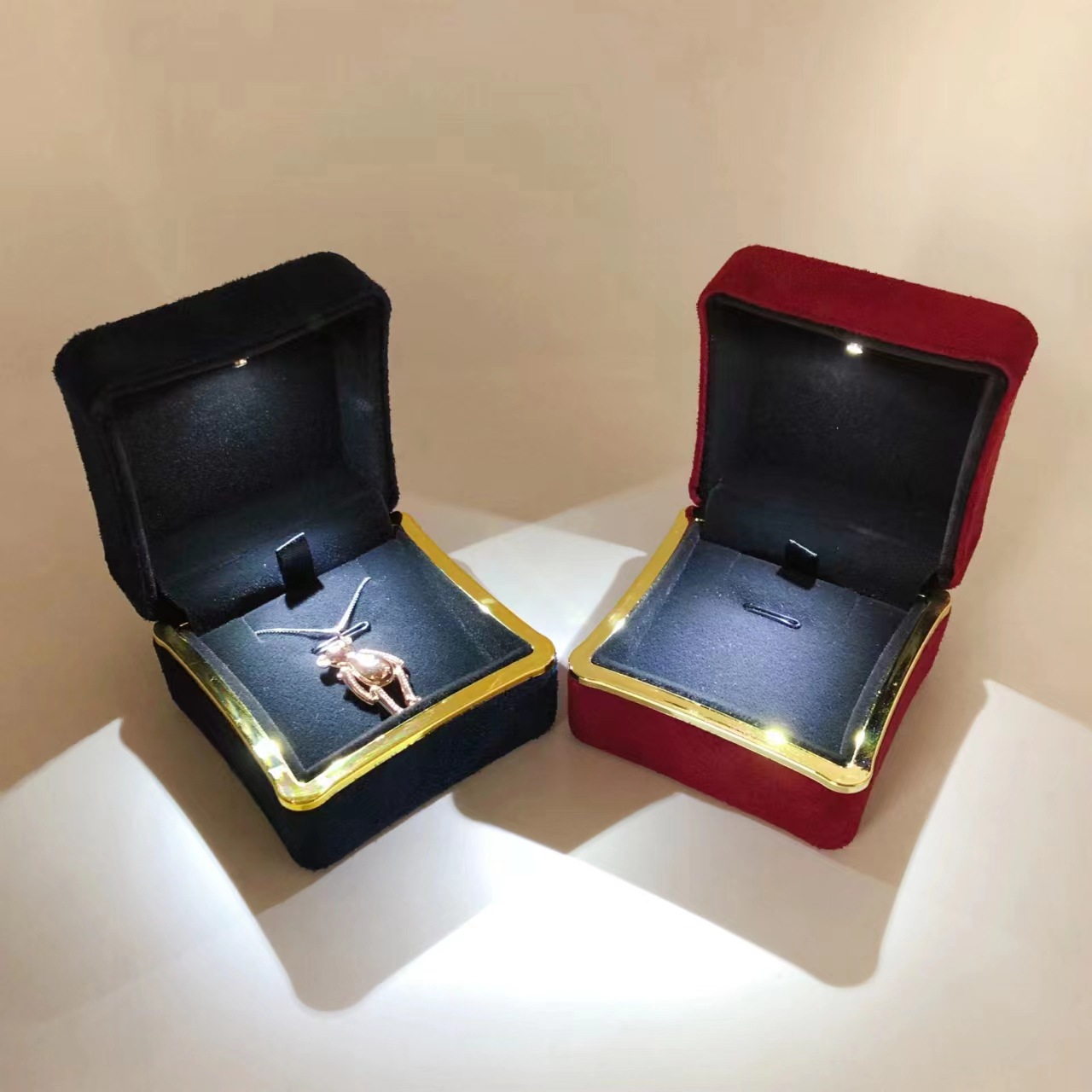 New in LED Light Jewelry Box R - Bar Cart Gold reseña y precio