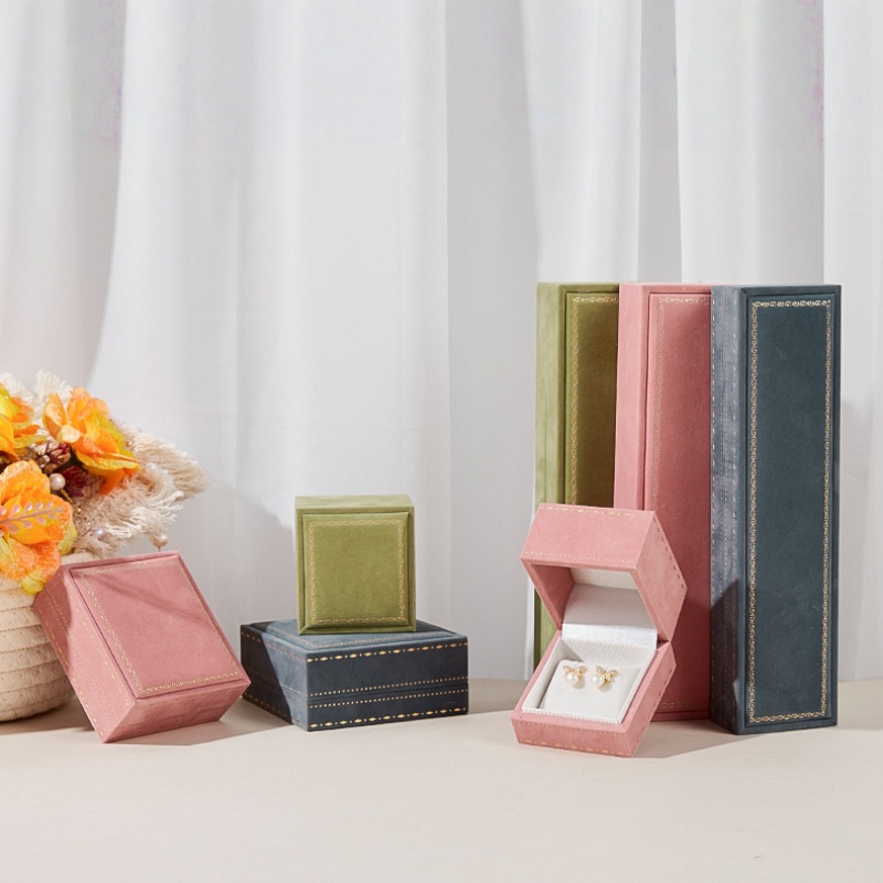 Premium Velvet Jewelry Box wit - Bar Cart Gold reseña y precio