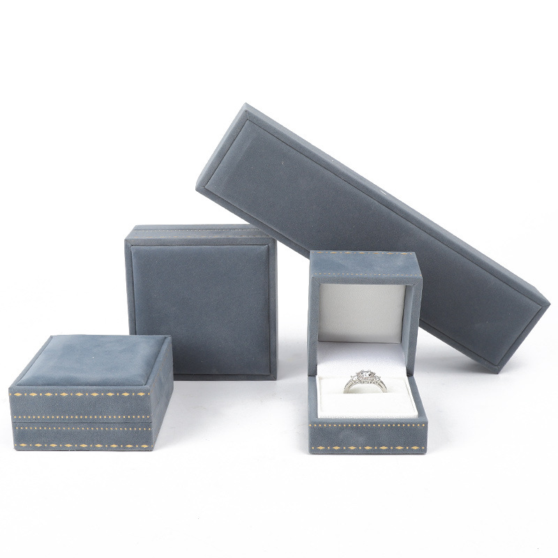 Premium Velvet Jewelry Box wit - Bar Cart Gold reseña y precio